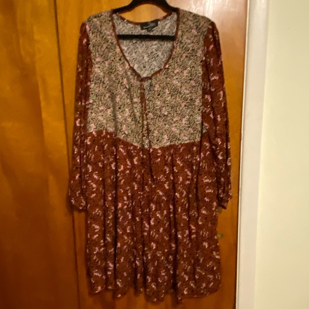 Suzanne Betro Brown and Pink Floral Long Sleeve Dress